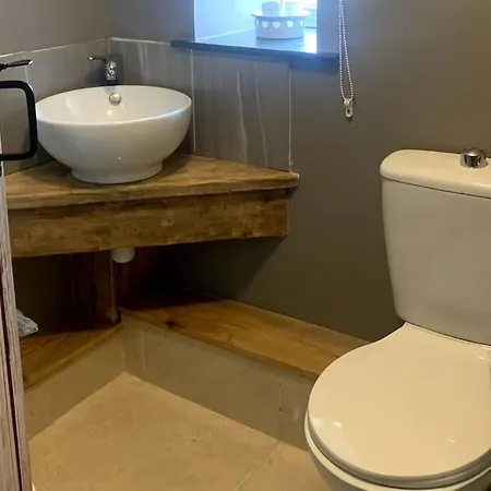 Сasa de vacaciones Swang With Optional Hot Tub *